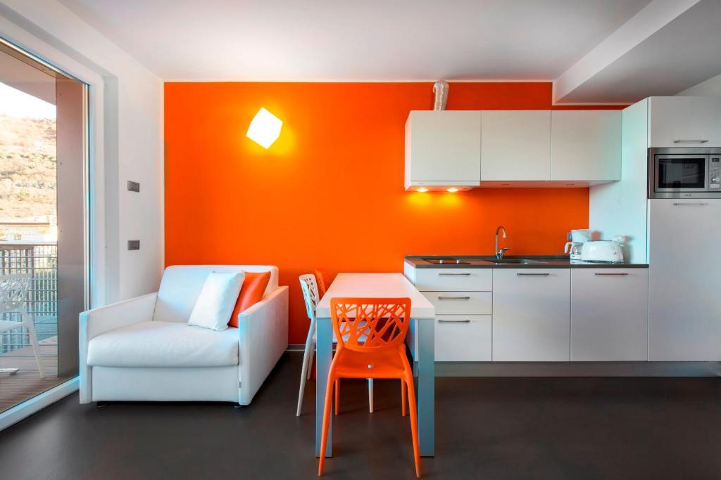Gardabike Residence Torbole Sul Garda Phòng bức ảnh